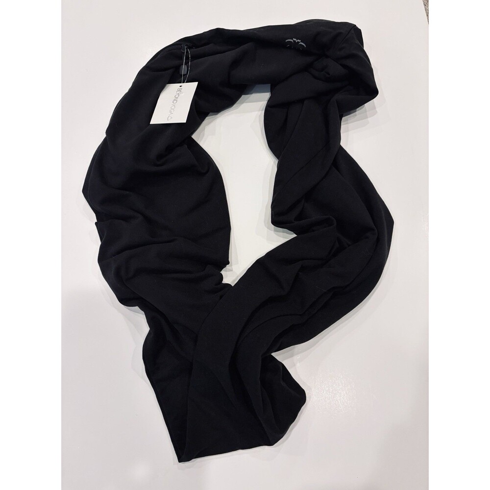 Beyond Yoga Women Black Infinity Scarf Zipped Pocket Stretch NWT Athleisure